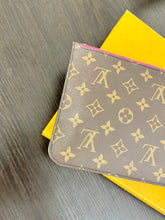 Load image into Gallery viewer, LOUIS VUITTON Monogram Neverfull MM Pochette Wristlet Pouch In Fuchsia