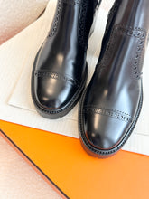 Load image into Gallery viewer, Hermes 2025 Lindsay 70 Ankle Boots - Black / EU 39
