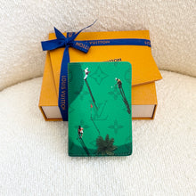 Load image into Gallery viewer, LOUIS VUITTON Golf Green Monogram Heritage Pocket Organizer / Green