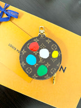 Load image into Gallery viewer, ▪️SOLD▪️LOUIS VUITTON 2023 LV x YK Multi Pochette Accessories Monogram Round Coin Purse