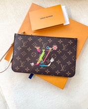 Load image into Gallery viewer, π LOUIS VUITTON 2025 LV x TM Takashi Murakami Monogram Pochette Wristlet Pouch