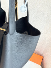 Load image into Gallery viewer, Hermes 2025 Sac Picotin Lock 26 Clemence - Noir / GHW