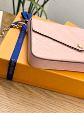 Load image into Gallery viewer, LOUIS VUITTON Félicie Pochette Empriente Leather Crossbody Bag - Rose Poudre