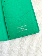 Load image into Gallery viewer, LOUIS VUITTON Golf Green Monogram Heritage Pocket Organizer / Green