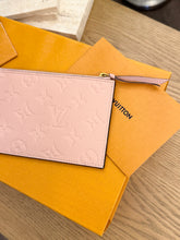 Load image into Gallery viewer, LOUIS VUITTON Monogram Empreinte Leather Zippy Coin Holder in Rose Poudre
