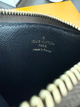 Load image into Gallery viewer, LOUIS VUITTON 2023 Monogram Reverse Square Wristlet Pouch
