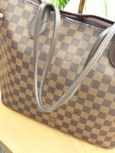 Load image into Gallery viewer, LOUIS VUITTON Neverfull MM Damier Ebene Canvas Tote Bag in Rose Ballerine