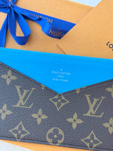 Load image into Gallery viewer, π NEW!! LOUIS VUITTON 2025 Monogram Zippy Coin Purse / Gaston Blue