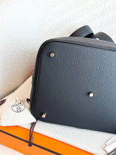 Load image into Gallery viewer, Hermes 2025 Sac Picotin Lock 26 Clemence - Noir / GHW