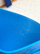 Load image into Gallery viewer, LOUIS VUITTON Pool Blue Monogram Heritage Double Card Holder / Blue lagoon