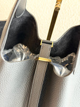 Load image into Gallery viewer, Hermes 2025 Sac Picotin Lock 26 Clemence - Noir / GHW