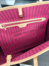 Load image into Gallery viewer, LOUIS VUITTON 2022 Monogram Neverfull MM Tote in Pivoine Pink