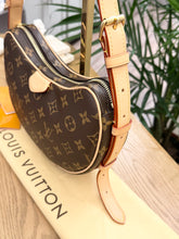 Load image into Gallery viewer, LOUIS VUITTON 2024 Monogram Croissant MM Shoulder Bag