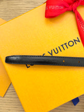 Load image into Gallery viewer, LOUIS VUITTON 2024 LV Mini Flowergram 15mm Reversible Belt - Black - 90cm