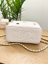 Load image into Gallery viewer, CHANEL 2023 Coco Casino Vanity With Chain Crossbody Bag in White
