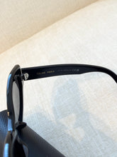 Load image into Gallery viewer, CELINE EYEWEAR Triomphe Cat-eye Acetate Sunglasses / Black