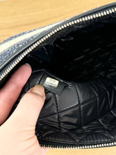 Load image into Gallery viewer, CHANEL Tweed Deauville O-Case - Red/White/Blue