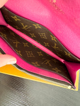 Load image into Gallery viewer, LOUIS VUITTON Monogram Bloom Flower Emilie Wallet in Fuchsia