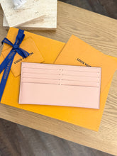 Load image into Gallery viewer, LOUIS VUITTON Empreinte Leather Credit Card Holder in Rose Poudre