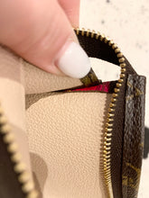 Load image into Gallery viewer, LOUIS VUITTON Monogram LIMITED EDITION Summer Trunks Toiletry Pouch 26