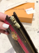 Load image into Gallery viewer, LOUIS VUITTON Monogram LIMITED EDITION Summer Trunks Toiletry Pouch 26