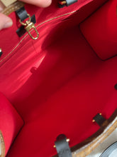 Load image into Gallery viewer, LOUIS VUITTON OnTheGo MM Monogram Reserve Canvas Tote Bag