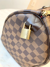 Load image into Gallery viewer, LOUIS VUITTON Damier Ebene Speedy 30 Satchel Bag