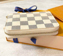 Load image into Gallery viewer, LOUIS VUITTON Damier Azur Zippy Coin Purse Padlock In Beige