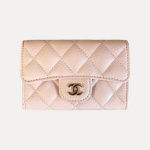 Load image into Gallery viewer, CHANEL 2021 Caviar Quilted Flap Card Holder In Light Pink