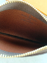 Load image into Gallery viewer, Louis Vuitton Monogram Key Pouch