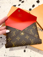 Load image into Gallery viewer, LOUIS VUITTON 2021 Monogram Pochette Kirigami Medium Pouch
