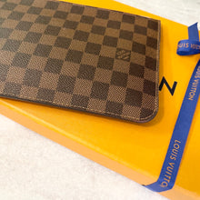 Load image into Gallery viewer, ▪️SOLD▪️LOUIS VUITTON Damier Ebene Neverfull MM Pochette Wristlet Pouch In Rose Ballerine