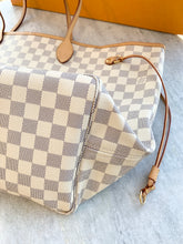 Load image into Gallery viewer, Louis Vuitton 2021 Neverfull GM Damier Azur Tote In Rose Ballerine