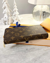 Load image into Gallery viewer, LOUIS VUITTON Monogram Zippy Wallet in Fuchsia
