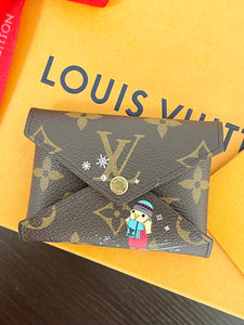 LOUIS VUITTON 2023 Limited Edition Kirigami Pochette Monogram Vivienne - Small