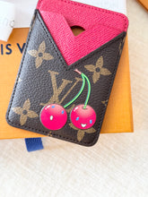 Load image into Gallery viewer, 🍒 LOUIS VUITTON LV x TM Takashi Murakami Monogram Cherry Porte-Cartes Magnet
