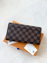 Load image into Gallery viewer, LOUIS VUITTON Damier Ebene Sarah Wallet

