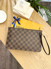 Load image into Gallery viewer, LOUIS VUITTON Neverfull Damier Ebene Pochette Wristlet Pouch in Cherry
