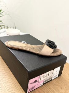 CHANEL Camellia Mule Sandals in Beige - (EU)38