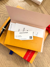 Load image into Gallery viewer, LOUIS VUITTON 2024 LV Mini Flowergram 15mm Reversible Belt - Black - 90cm
