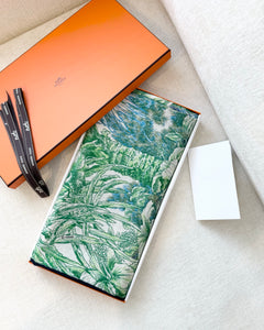 HERMES 2024 All'Orto Botanico di Palermo Shawl 140 / Vert Vif / Naturel / Bleu