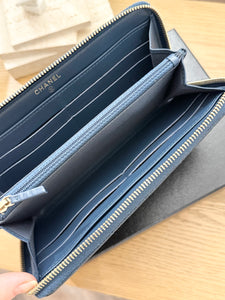 CHANEL Classic Metallic Grained Calfskin Long Zipped Wallet - Blue