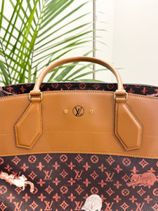 • LIMITED EDITION • LOUIS VUITTON Catogram City Steamer Cabas XXL Tote Bag