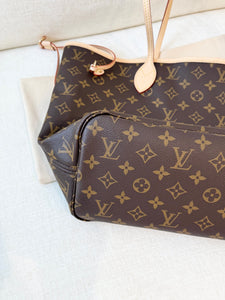 LOUIS VUITTON 2025 Monogram Neverfull MM Monogram Tote / Rose Beige