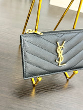 Load image into Gallery viewer, SAINT LAURENT Cassandre Matelasse Fragments Zipped Card Case in Black
