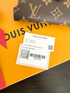 LOUIS VUITTON Monogram Medium Kirigami Pochette