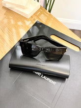 Load image into Gallery viewer, SAINT LAURENT SL 556 Rectangle-Frame Sunglasses
