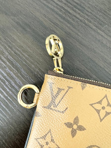 LOUIS VUITTON 2020 Monogram Reverse Square Pouch