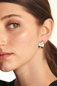 HERMES Rose Gold Lacquer Eileen Earrings in White