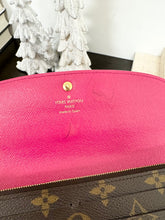 Load image into Gallery viewer, LOUIS VUITTON Monogram Bloom Flower Emilie Wallet in Fuchsia
